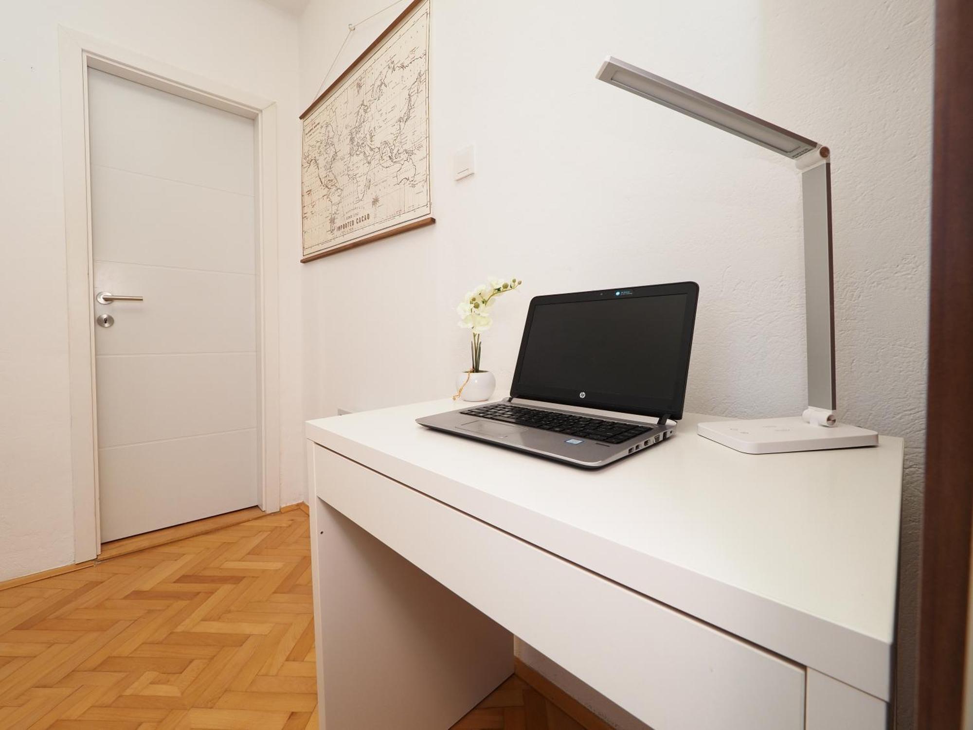 Beach Paradise Apartments ザダル 部屋 写真